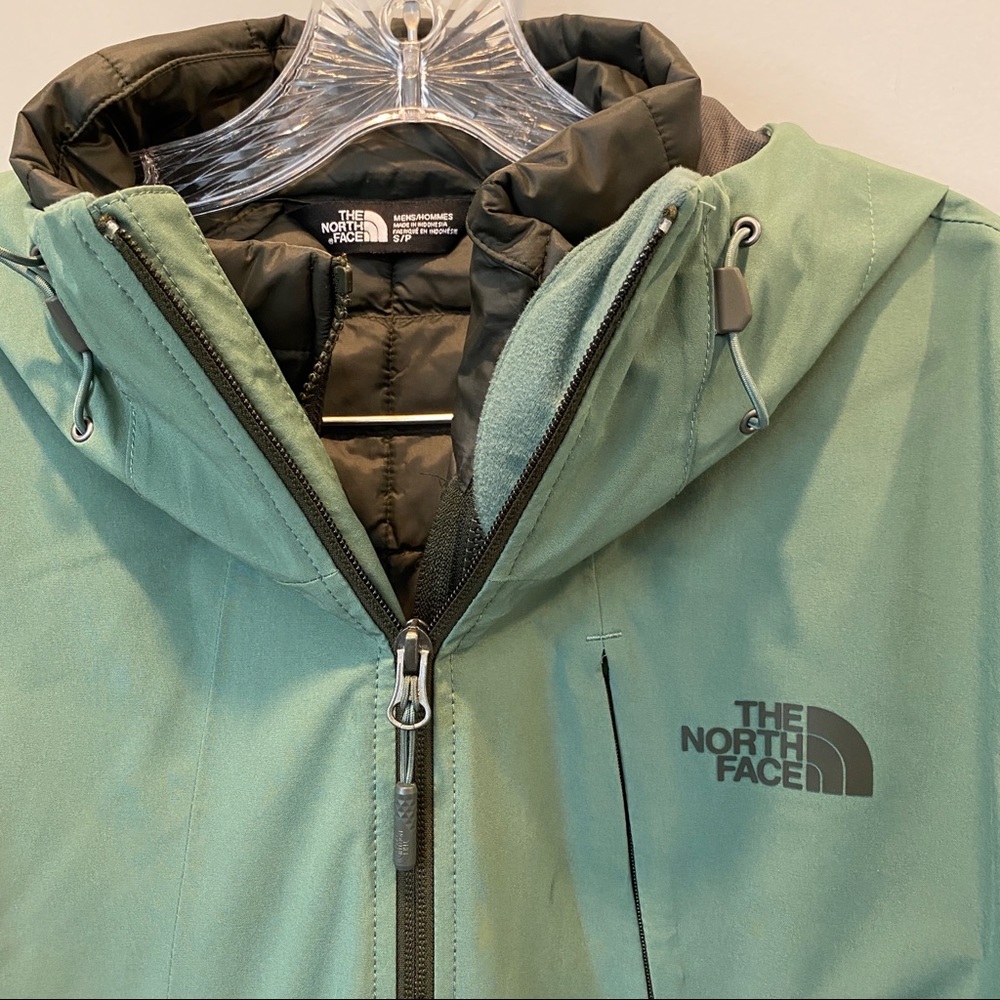 North face jacket - Picture 2 of 7